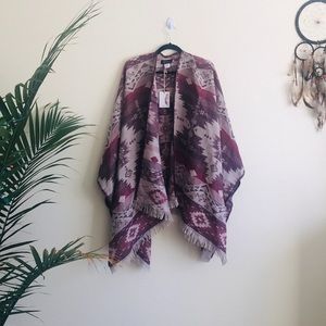 ❗️NWT Jessica Simpson Ruana Pancho Aztec/Southwest